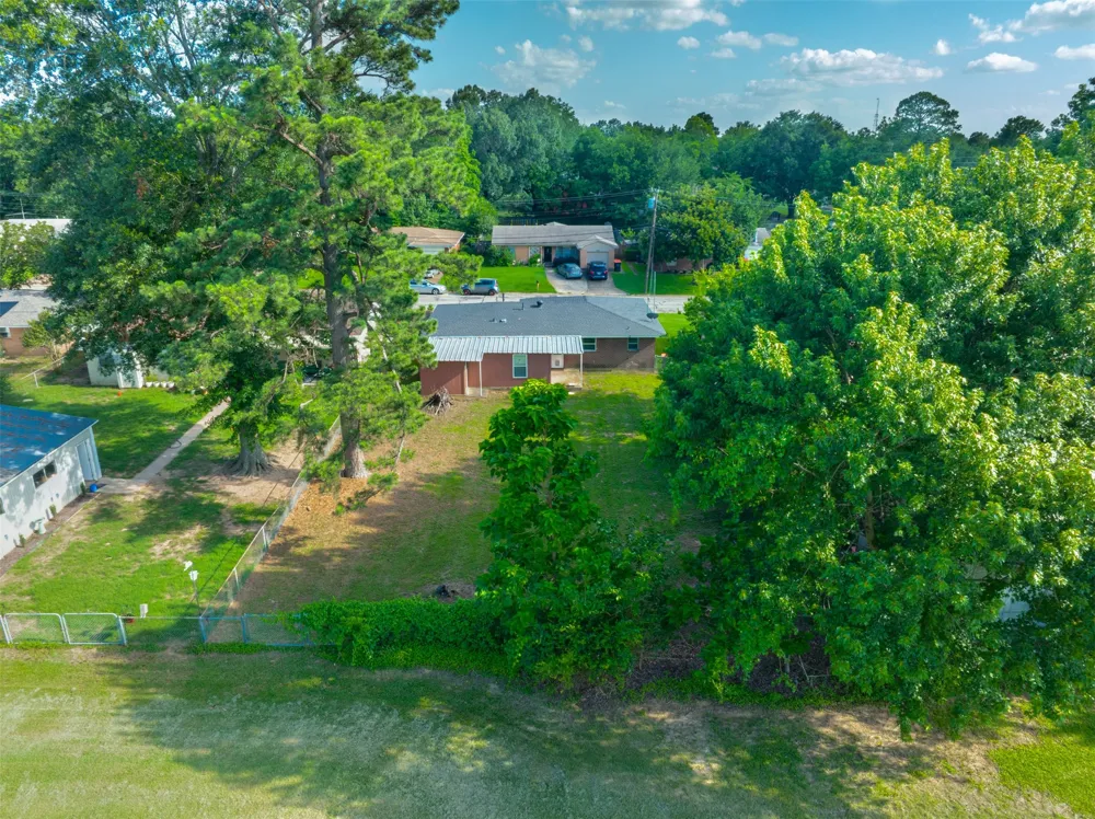 3165 E Houston Street Paris, TX 75460