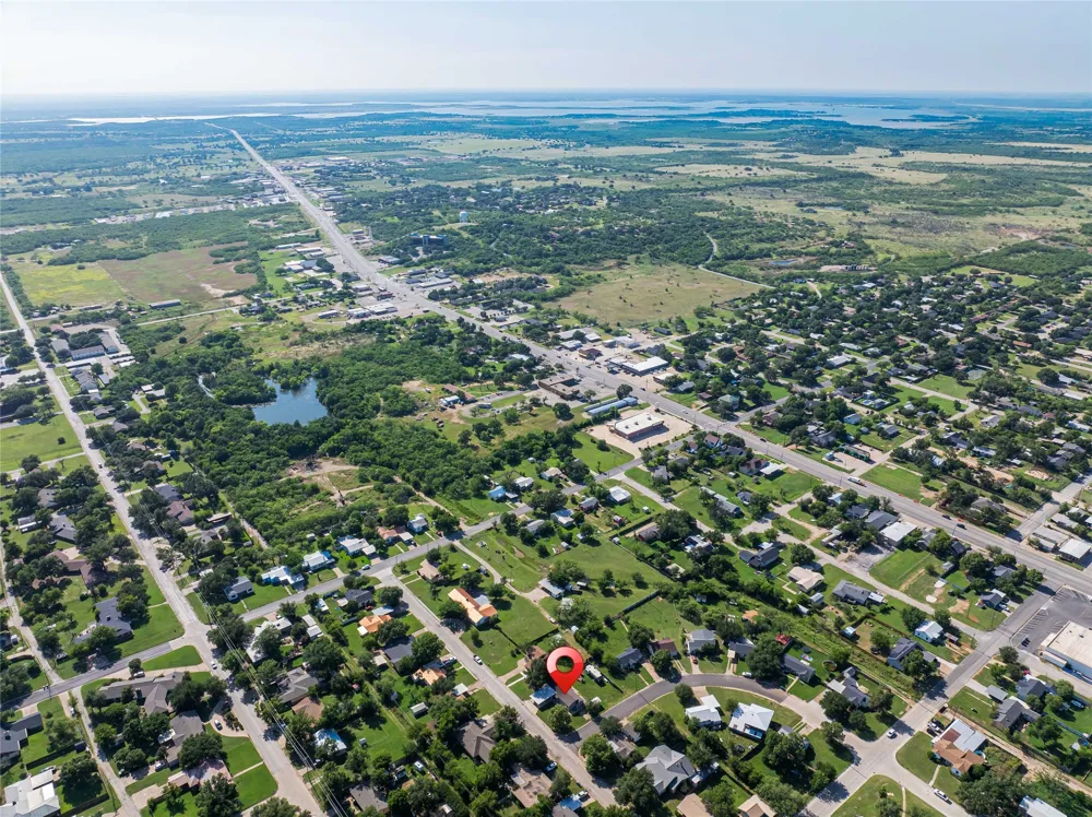 1400 W Wheeler Street Breckenridge, TX 76424