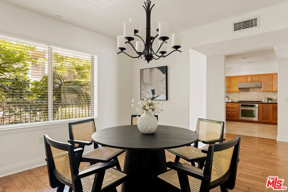 8238 W Manchester Avenue #208 Playa del Rey, CA 90293