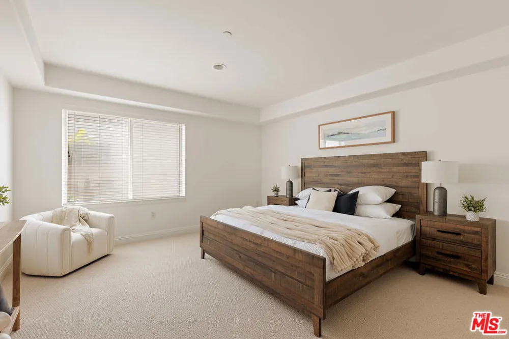 8238 W Manchester Avenue #208 Playa del Rey, CA 90293