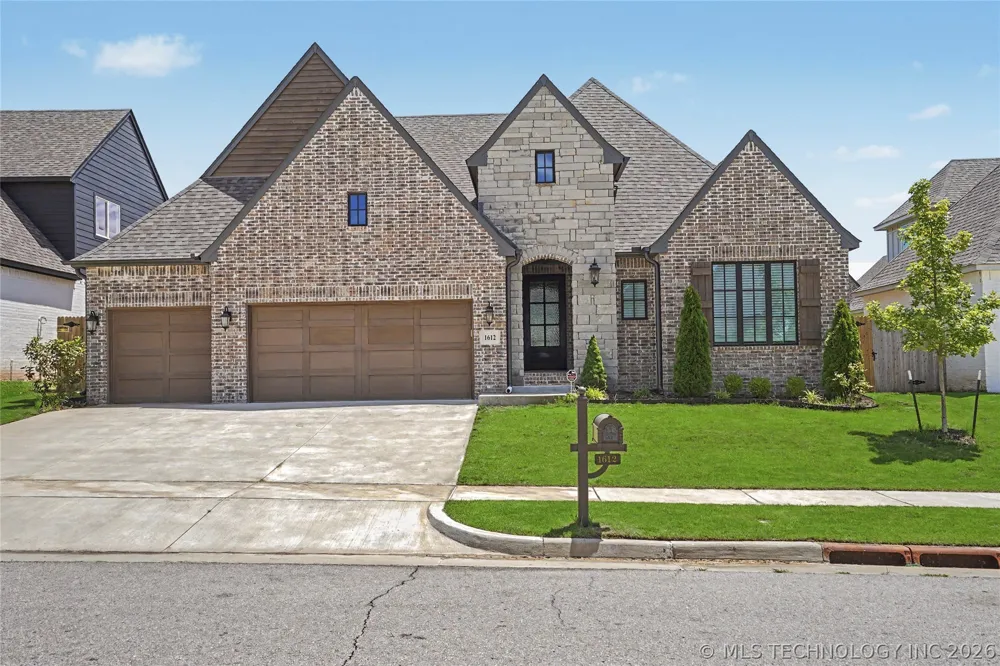 1612 E 114th Street Jenks, OK 74037