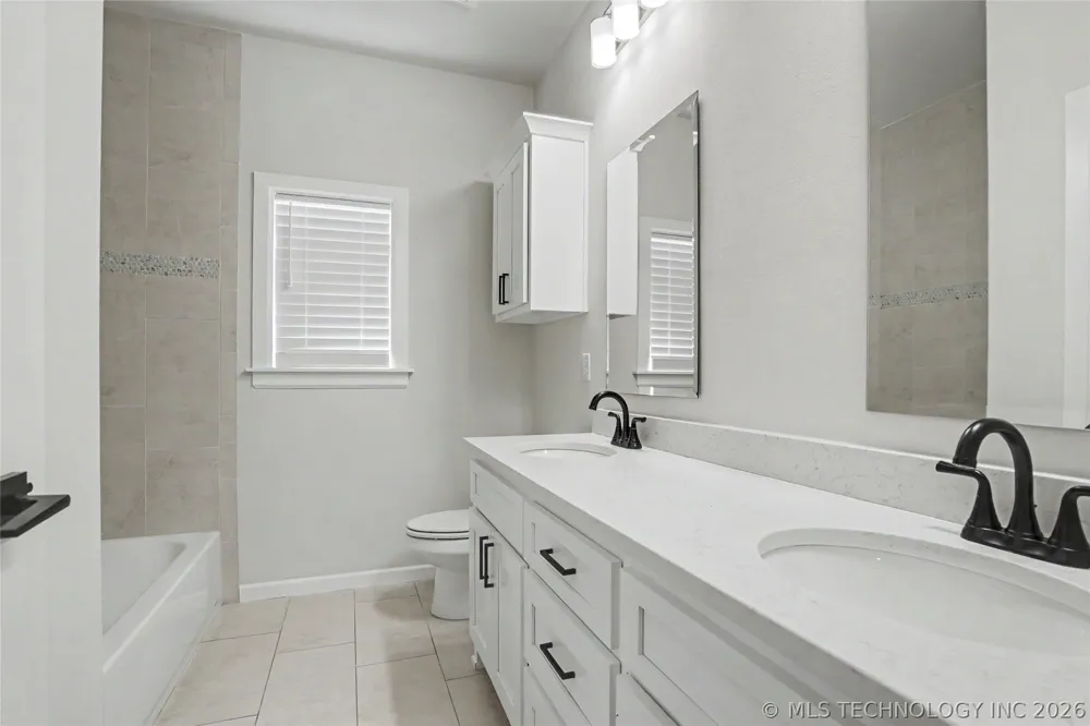 1612 E 114th Street Jenks, OK 74037