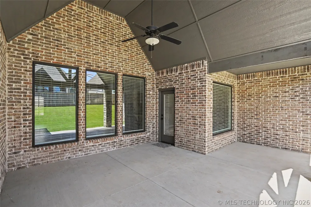 1612 E 114th Street Jenks, OK 74037
