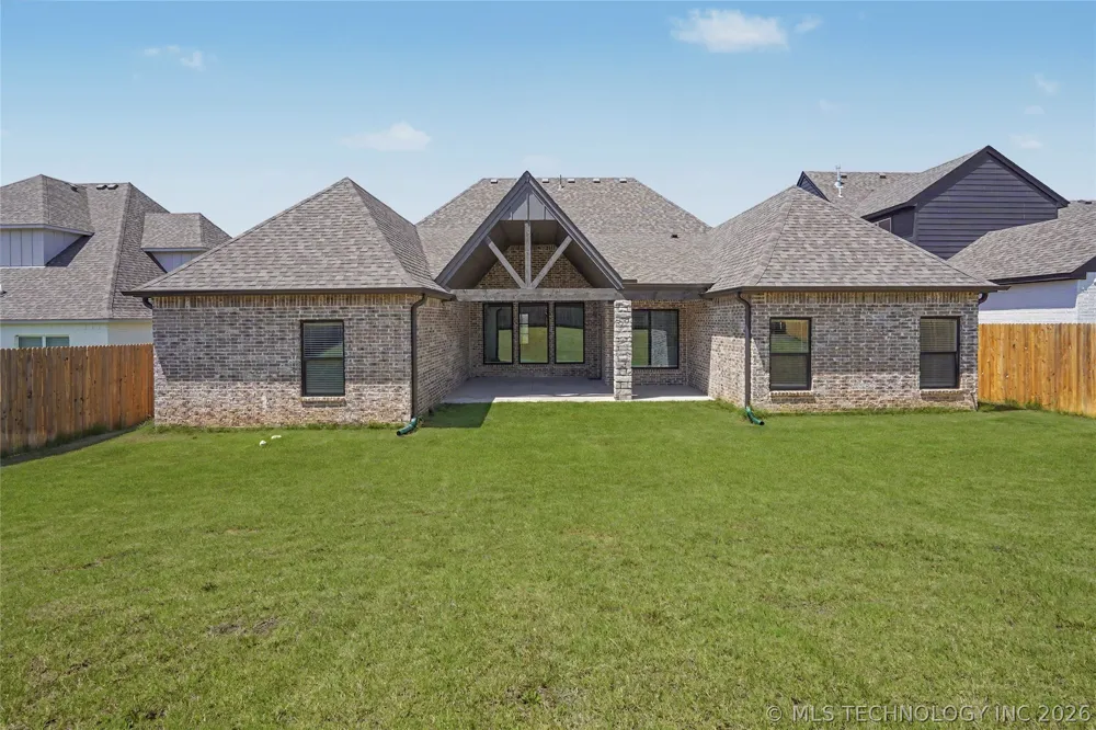1612 E 114th Street Jenks, OK 74037