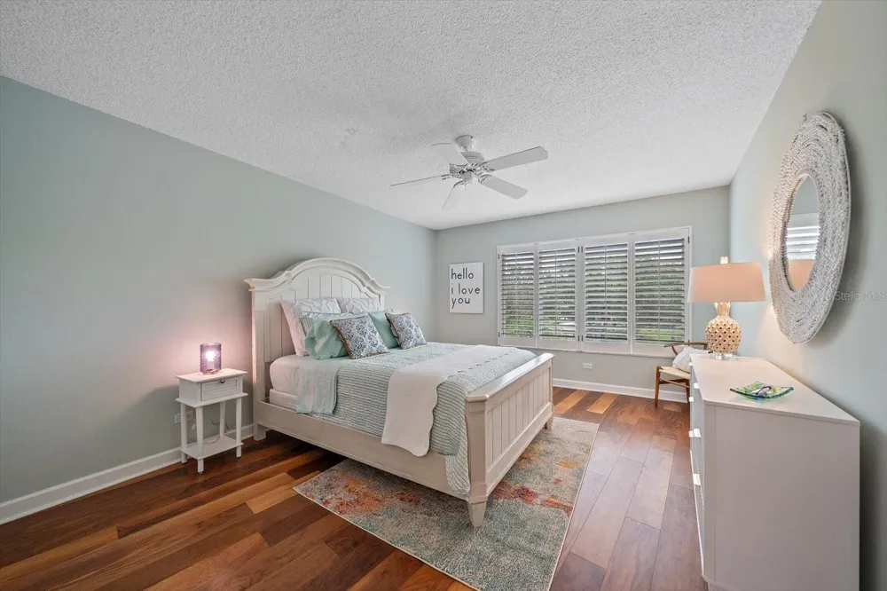 100 SANDS POINT ROAD #303 Longboat Key, FL 34228