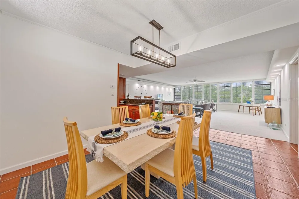 100 SANDS POINT ROAD #303 Longboat Key, FL 34228
