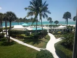 100 SANDS POINT ROAD #303 Longboat Key, FL 34228