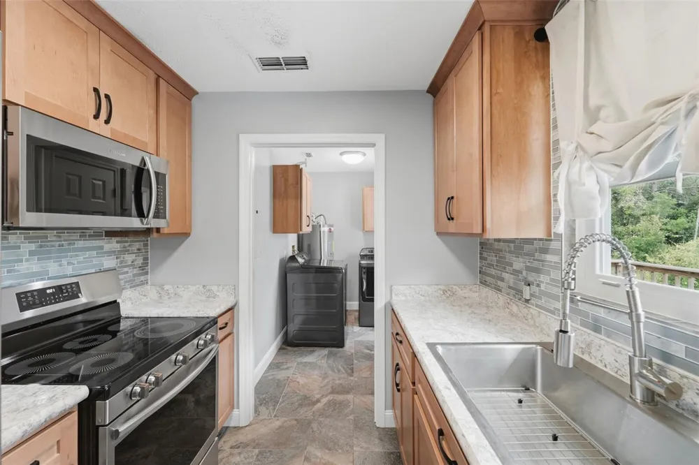 41707 ASPEN ST Eustis, FL 32736