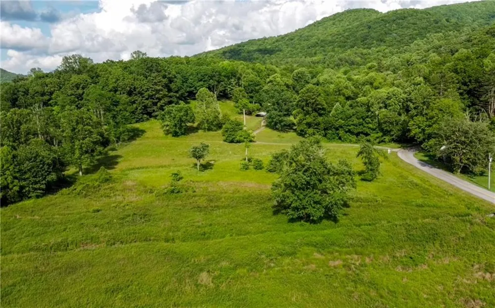 239 Glen Elliott Road Suches, GA 30572