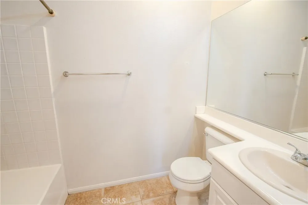 17987 Lost Canyon #127 Canyon Country, CA 91387