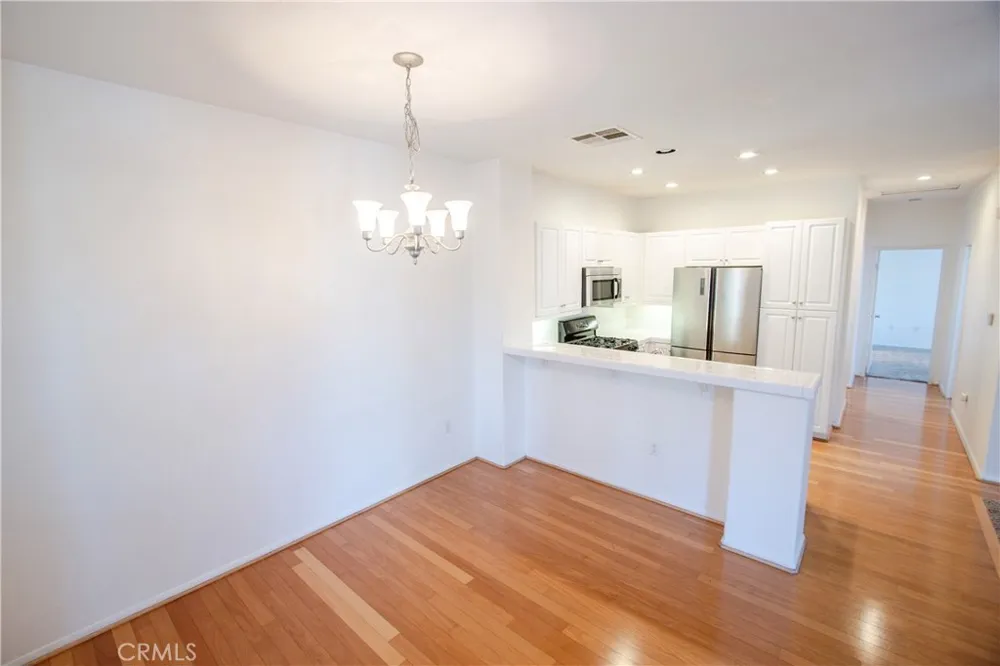 17987 Lost Canyon #127 Canyon Country, CA 91387