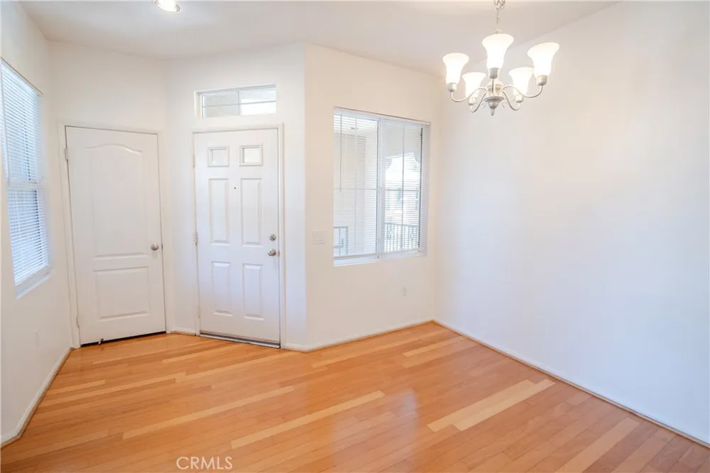 17987 Lost Canyon #127 Canyon Country, CA 91387
