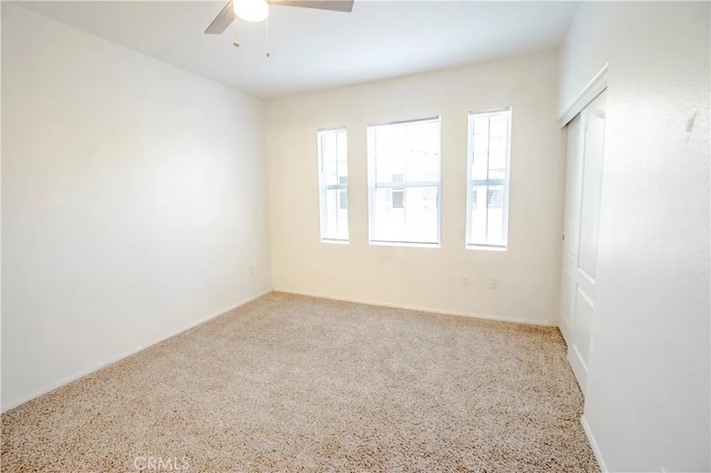 17987 Lost Canyon #127 Canyon Country, CA 91387