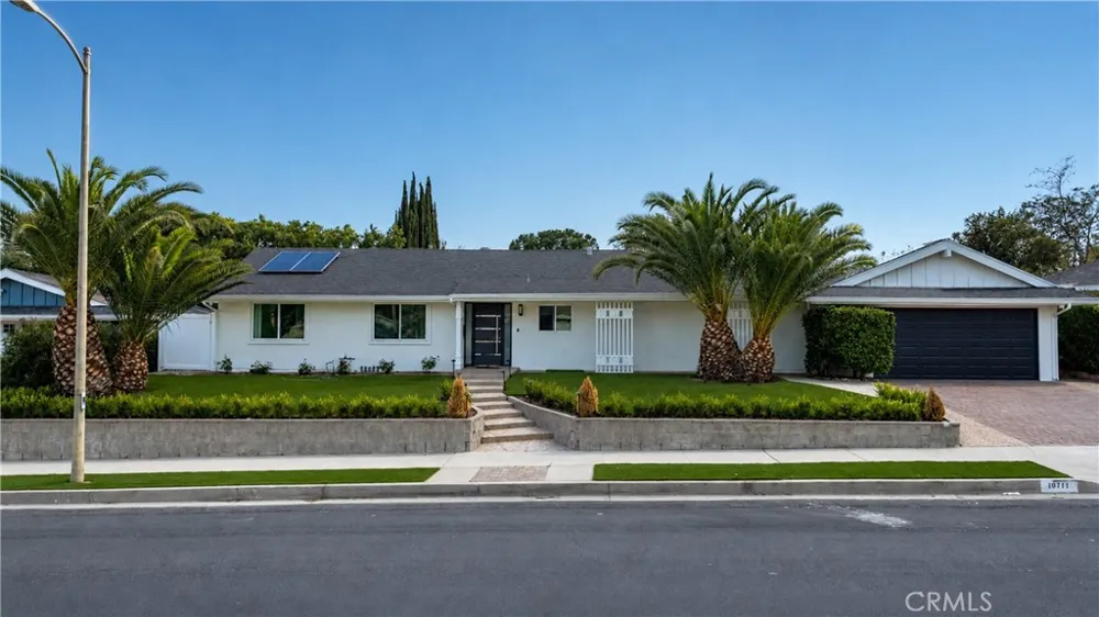 10111 Oso Avenue Chatsworth, CA 91311