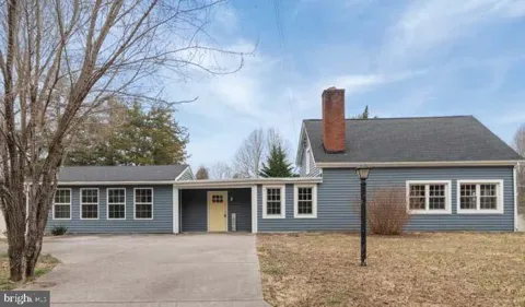 270 ELLIS DRIVE