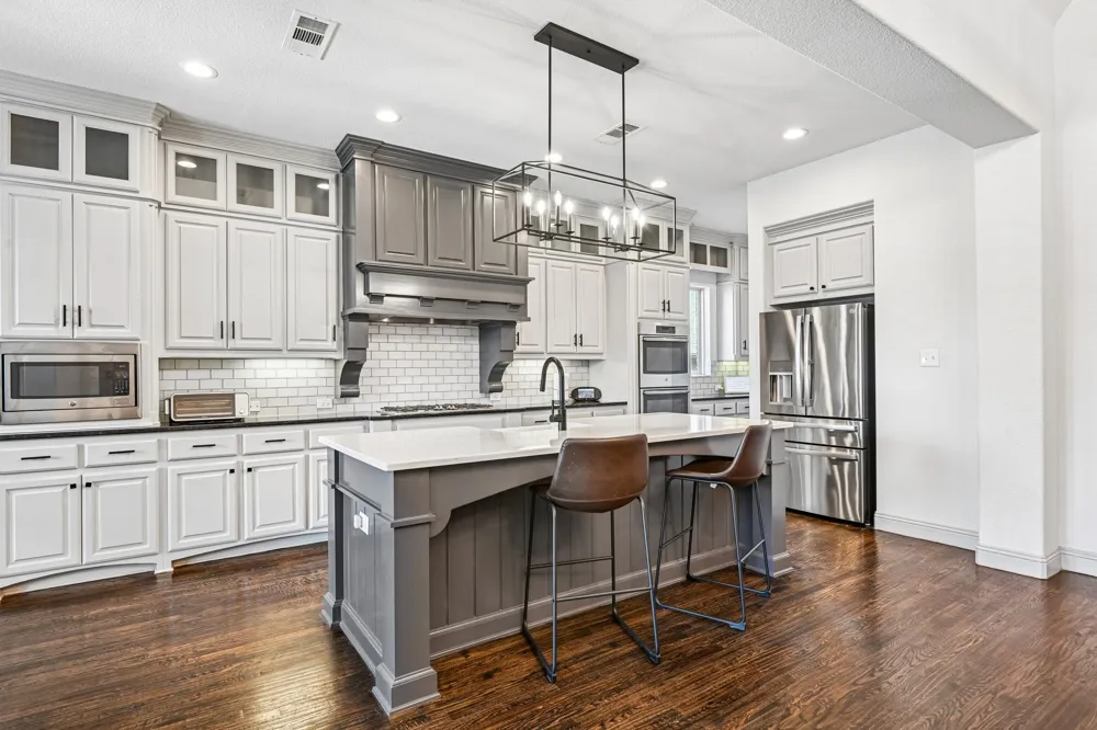 916 Champions Court Roanoke, TX 76262