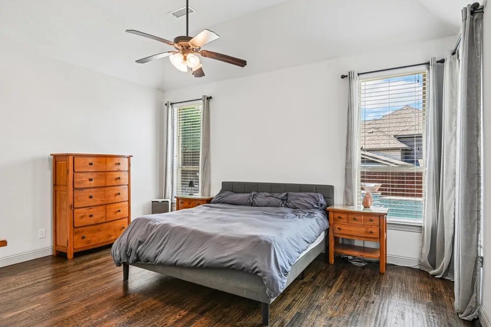 916 Champions Court Roanoke, TX 76262