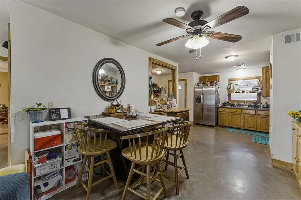 234 Park Drive La Grange, TX 78945