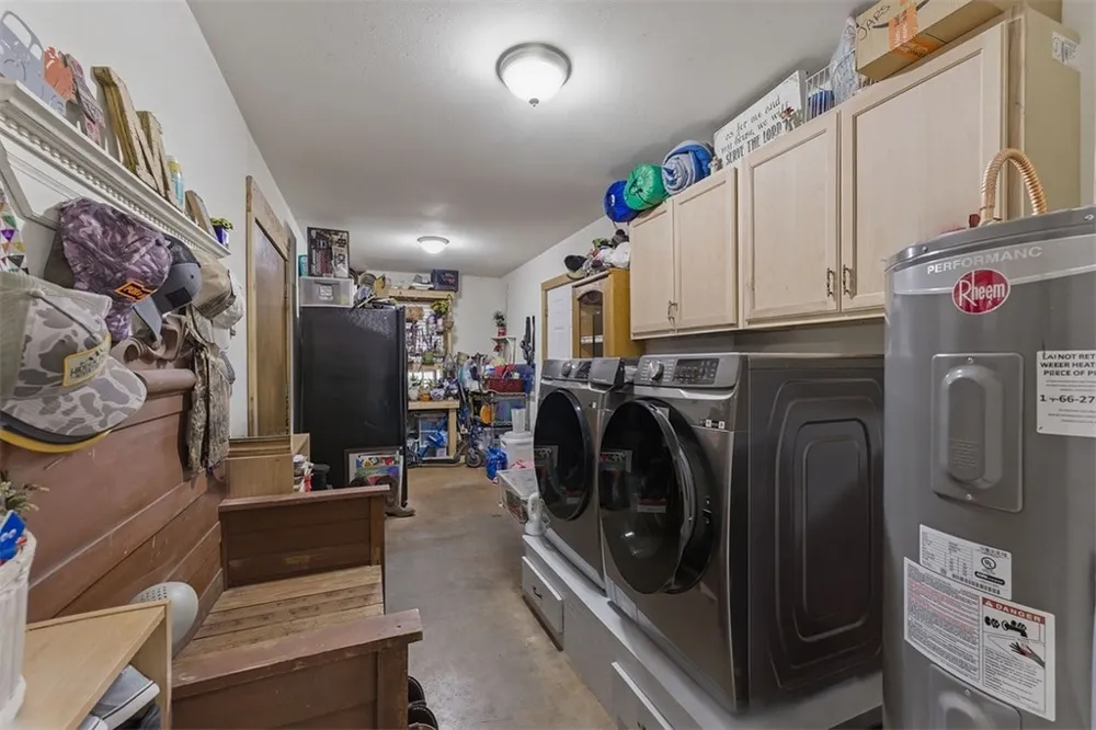 234 Park Drive La Grange, TX 78945