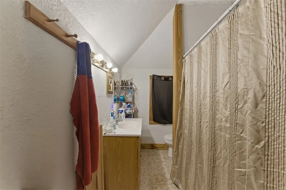 234 Park Drive La Grange, TX 78945