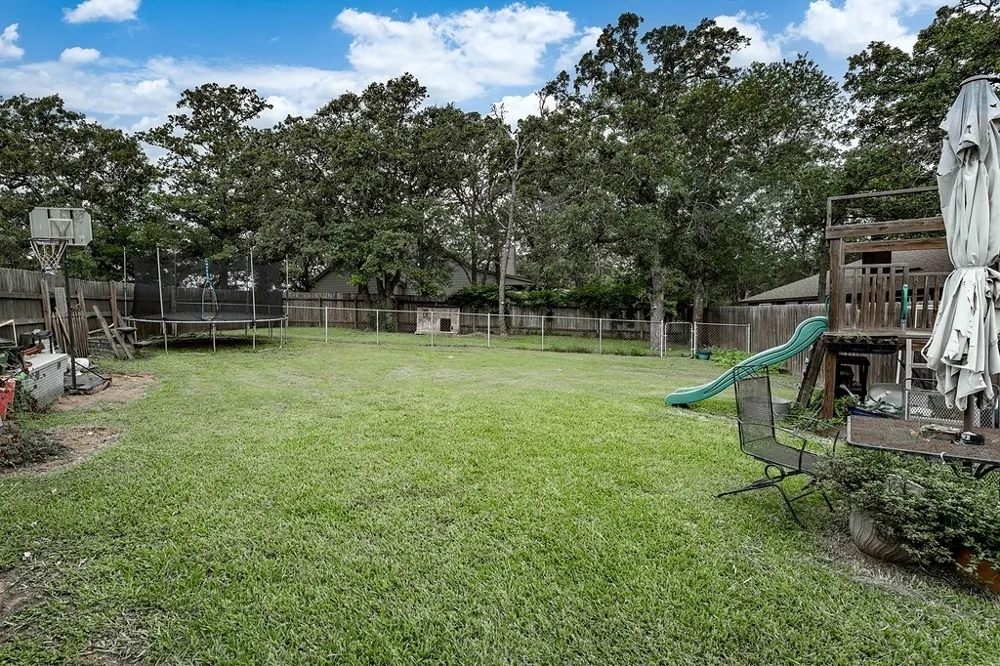 234 Park Drive La Grange, TX 78945