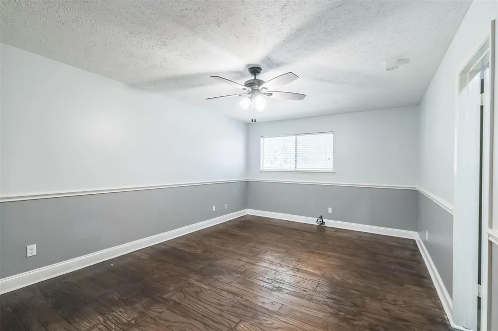 11902 Brook Meadows Lane Meadows Place, TX 77477