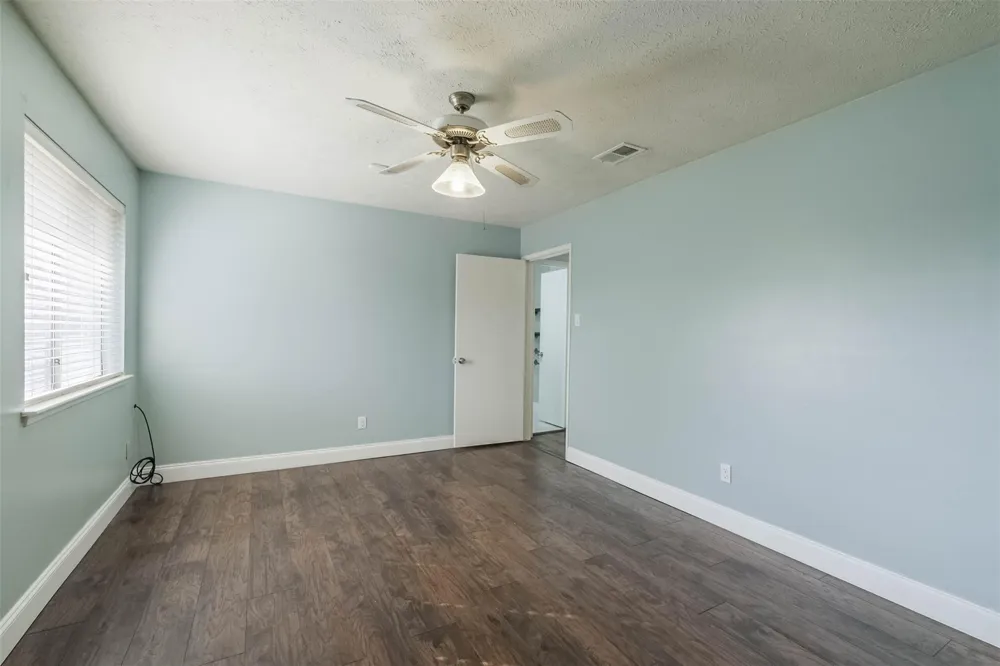 11902 Brook Meadows Lane Meadows Place, TX 77477