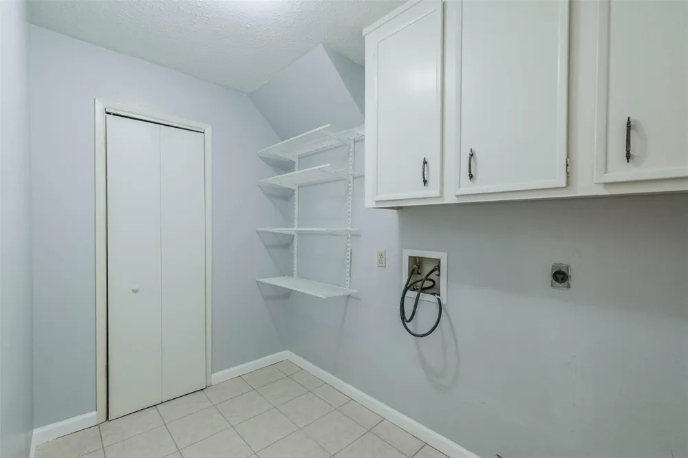 11902 Brook Meadows Lane Meadows Place, TX 77477