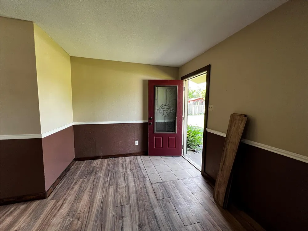 157 Clute Road Leona, TX 75850