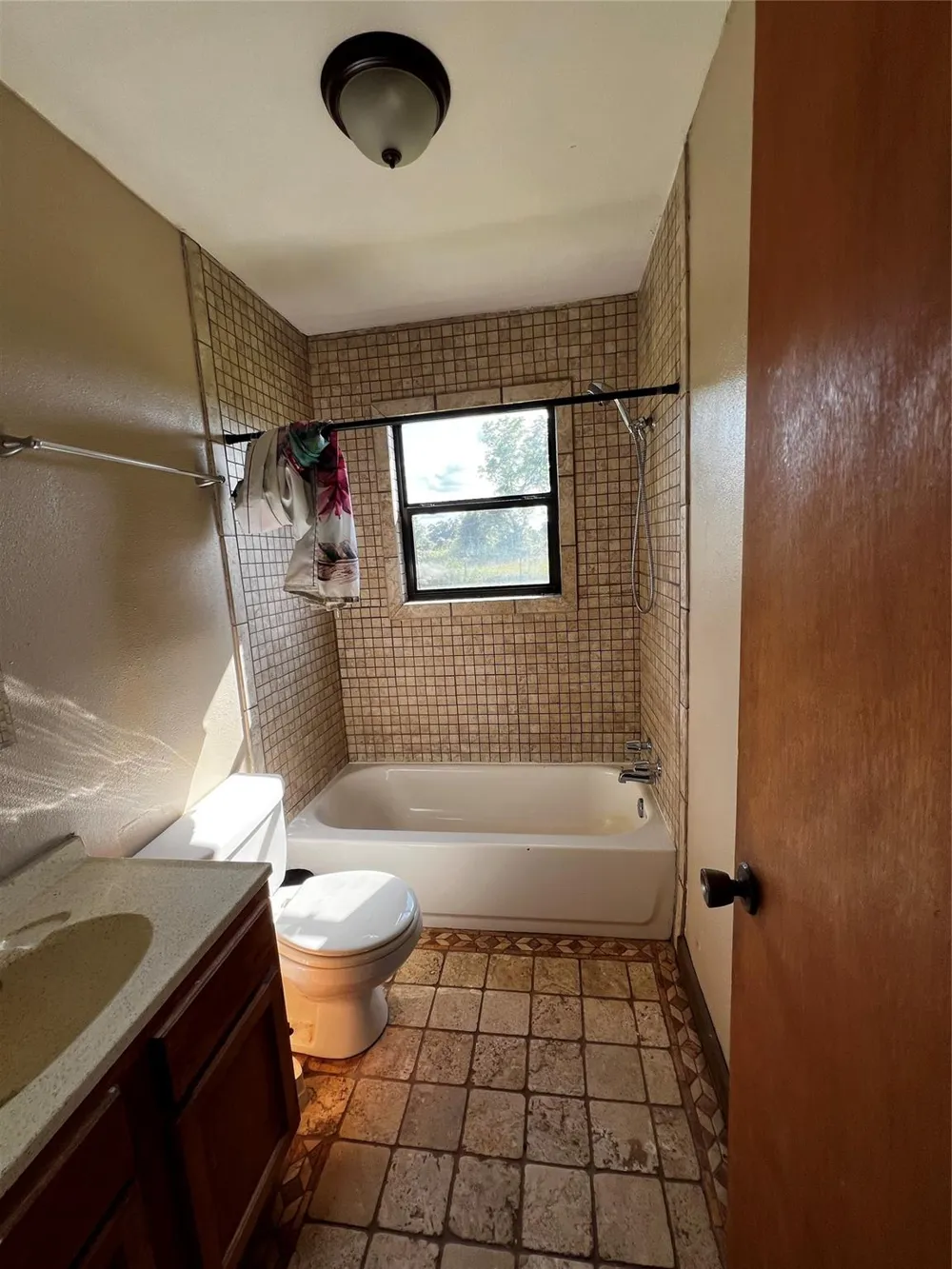 157 Clute Road Leona, TX 75850
