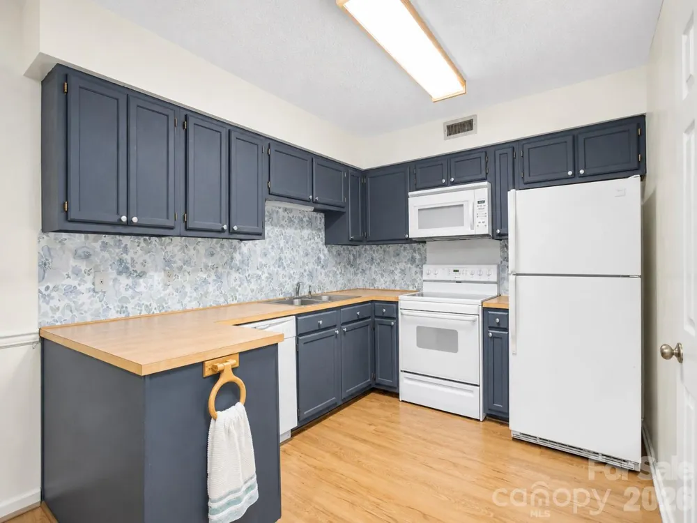 1330 5th Street NE #131 Hickory, NC 28601