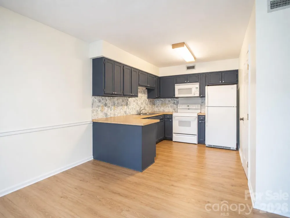 1330 5th Street NE #131 Hickory, NC 28601