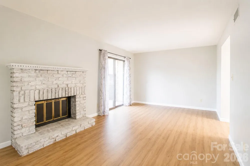1330 5th Street NE #131 Hickory, NC 28601