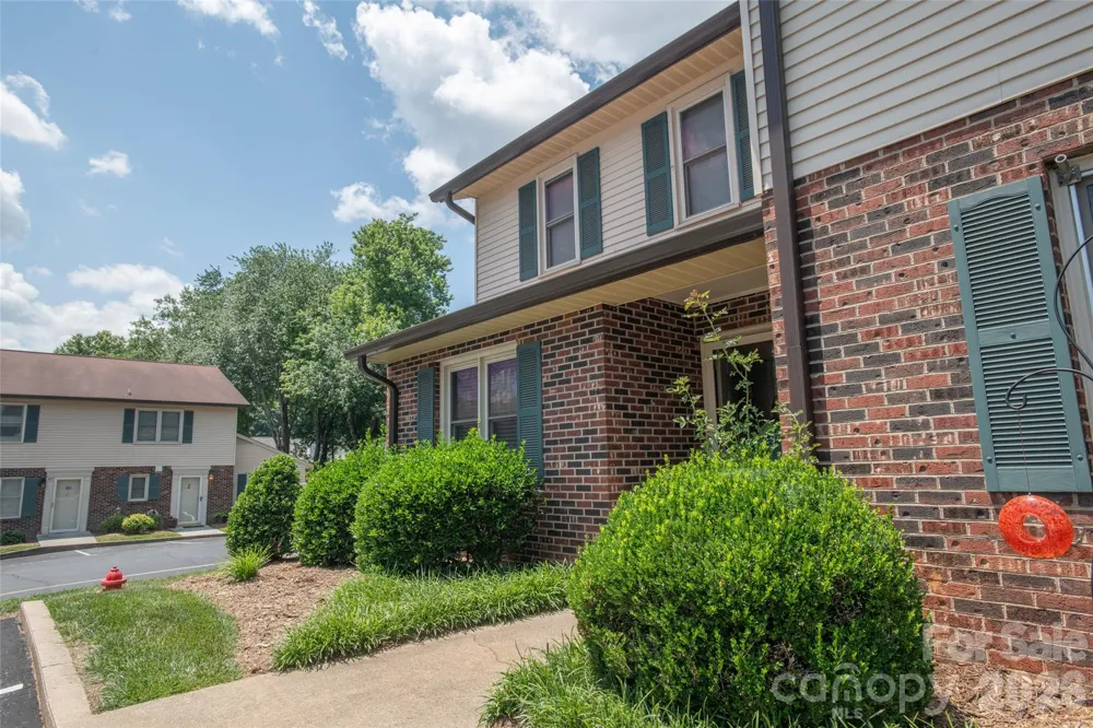 1330 5th Street NE #131 Hickory, NC 28601