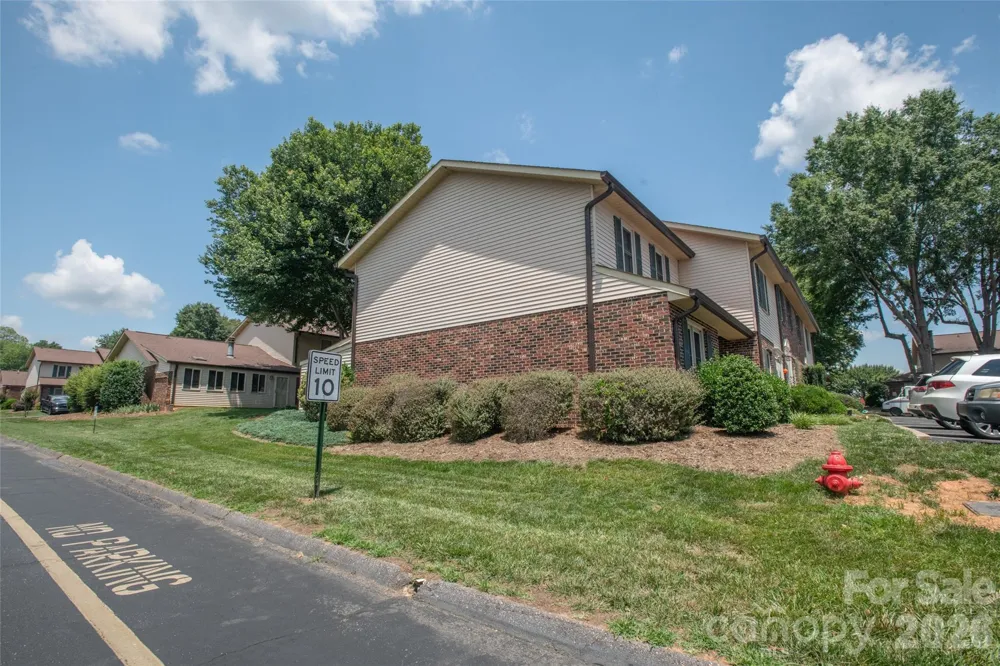 1330 5th Street NE #131 Hickory, NC 28601