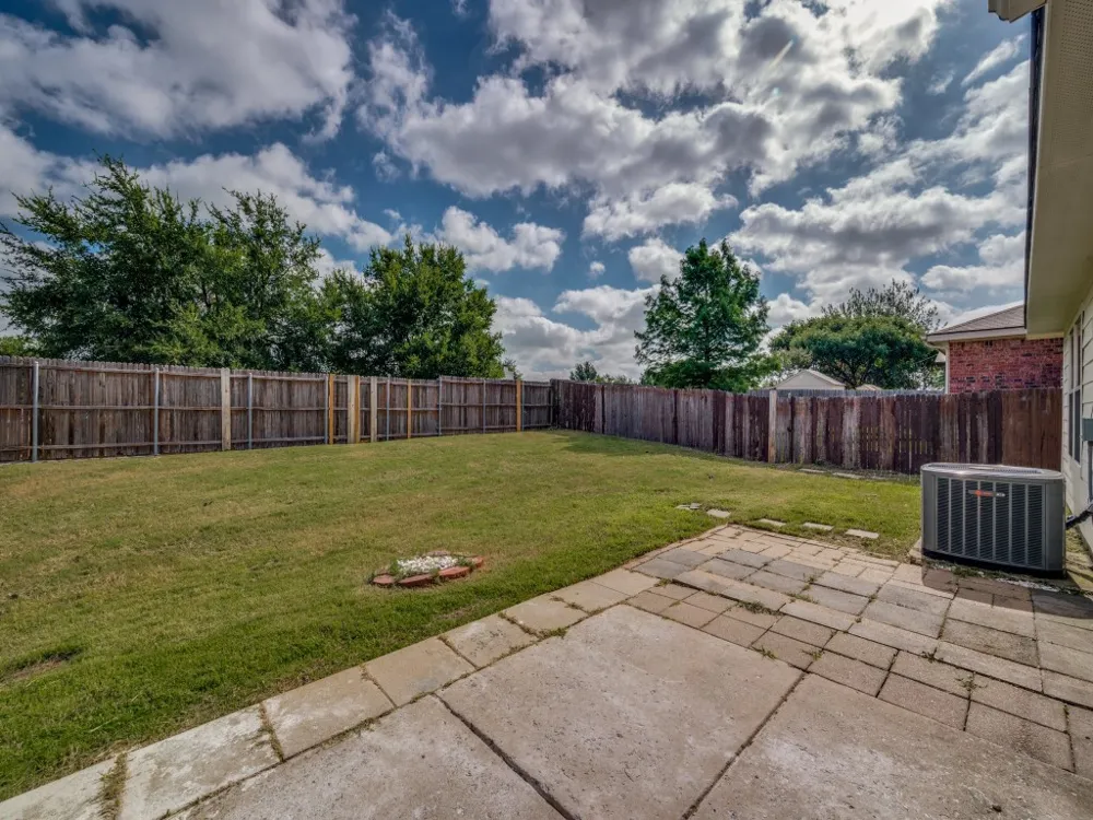 8821 CHISHOLM TRAIL Cross Roads, TX 76227