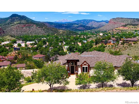814 Mountain View Drive