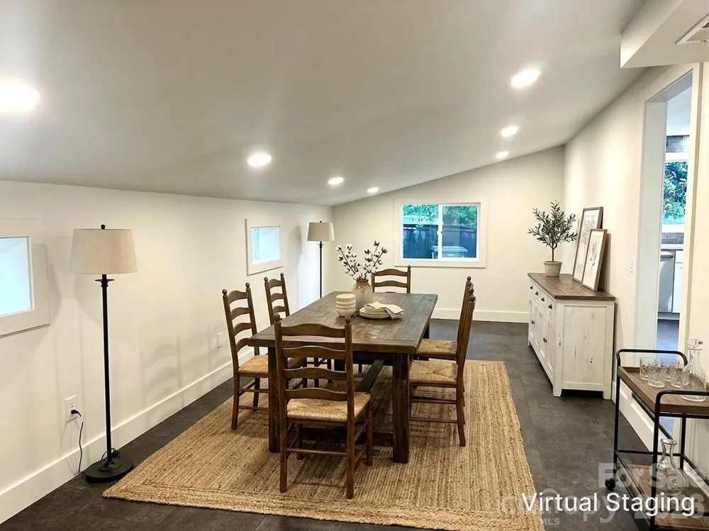908 E 1st Street Newton, NC 28658