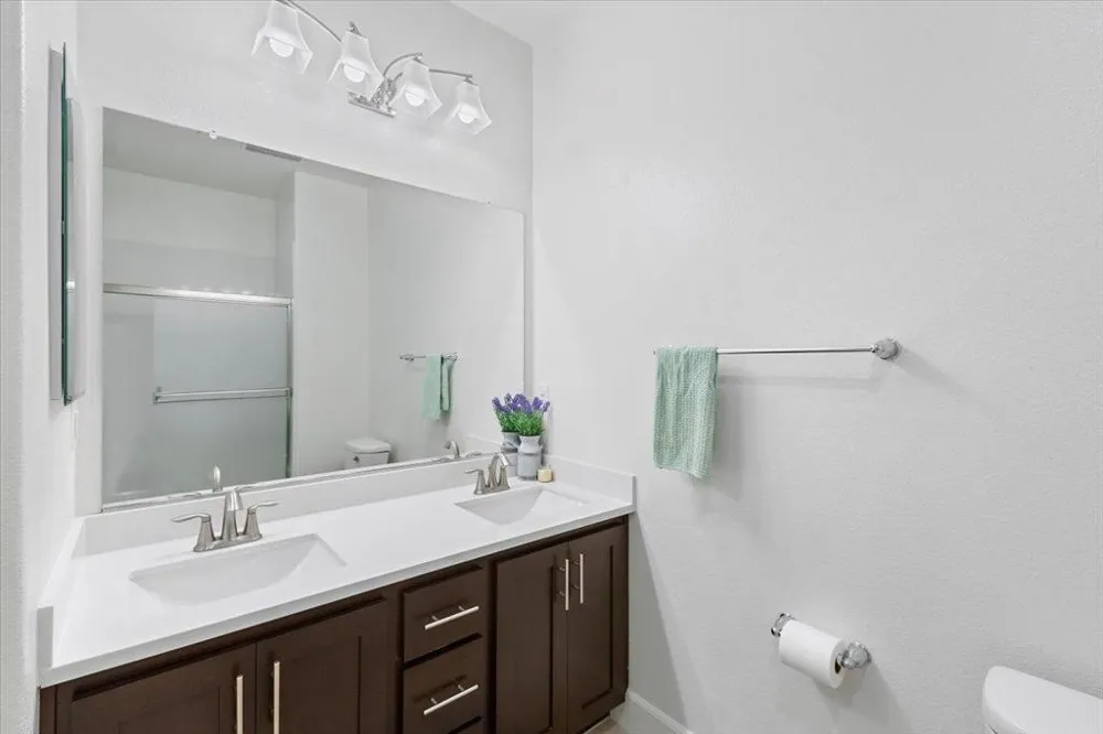 2041 Atlas Loop Mountain View, CA 94043