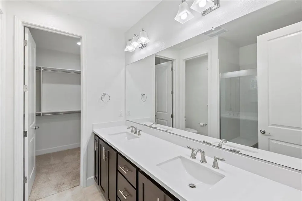 2041 Atlas Loop Mountain View, CA 94043