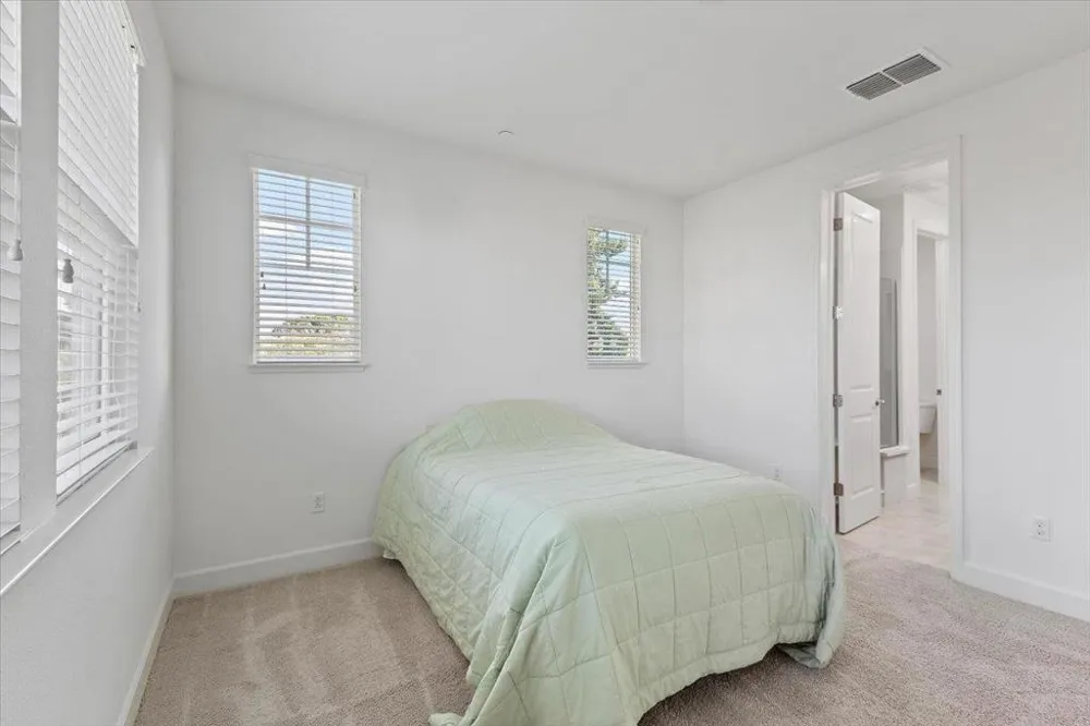 2041 Atlas Loop Mountain View, CA 94043