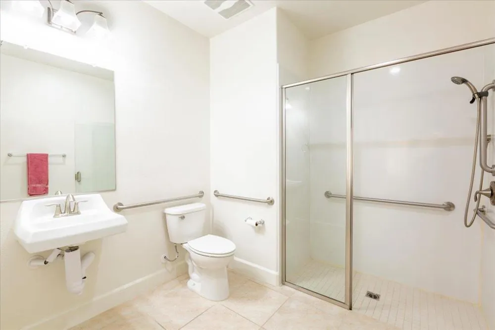 2041 Atlas Loop Mountain View, CA 94043