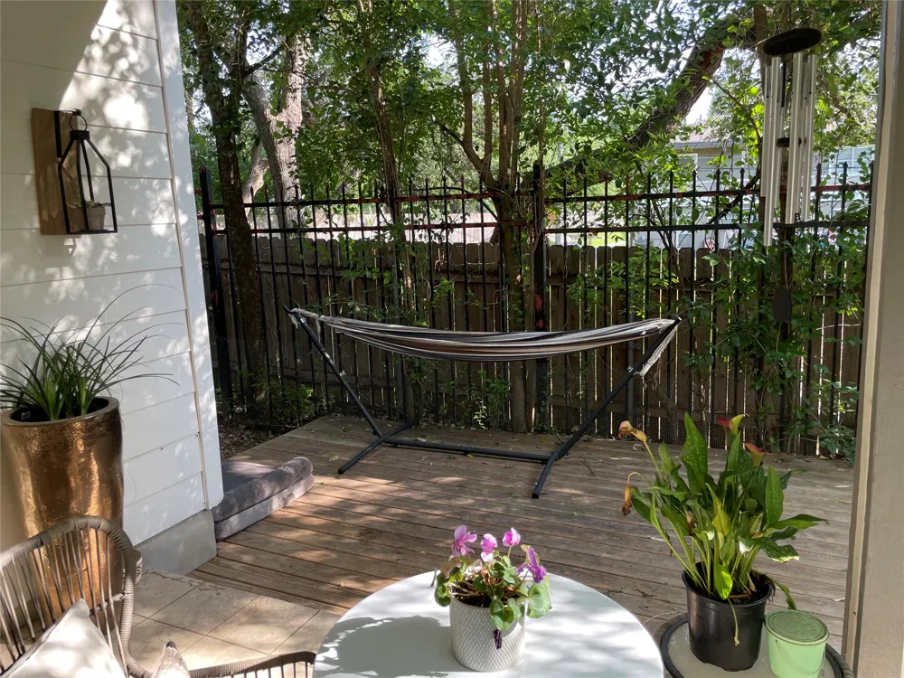 1011 Brodie Street #15 Austin, TX 78704