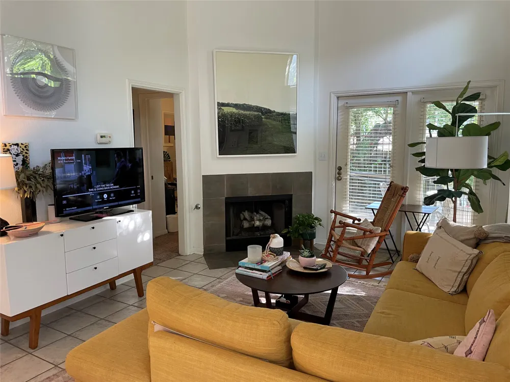 1011 Brodie Street #15 Austin, TX 78704