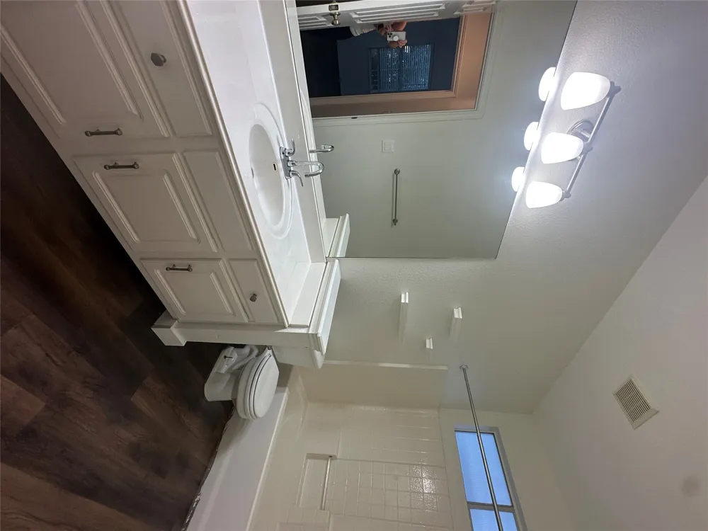 1011 Brodie Street #15 Austin, TX 78704