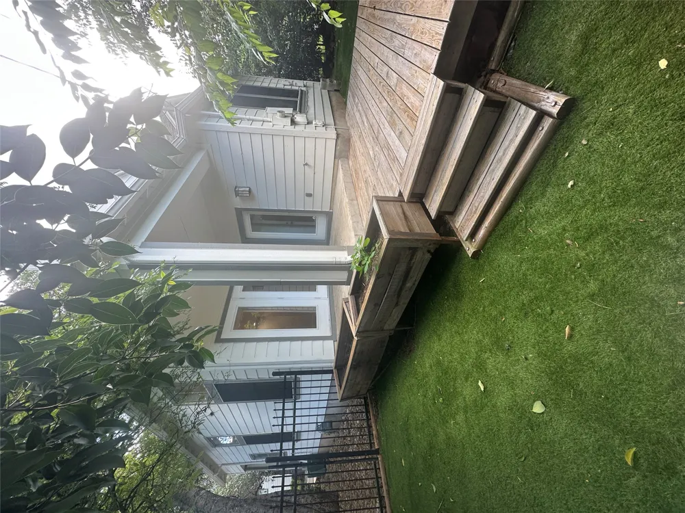 1011 Brodie Street #15 Austin, TX 78704