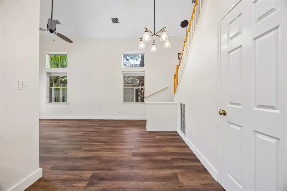 1011 Brodie Street #15 Austin, TX 78704
