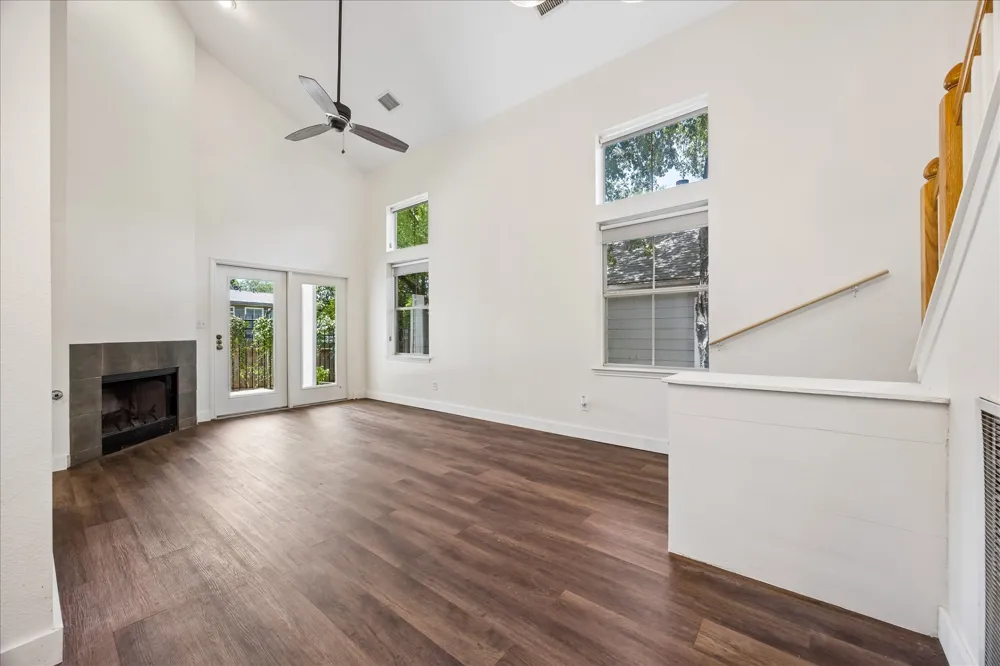 1011 Brodie Street #15 Austin, TX 78704