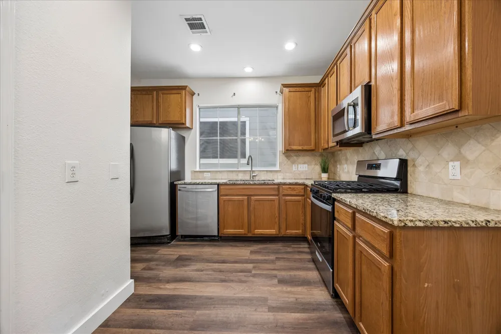 1011 Brodie Street #15 Austin, TX 78704