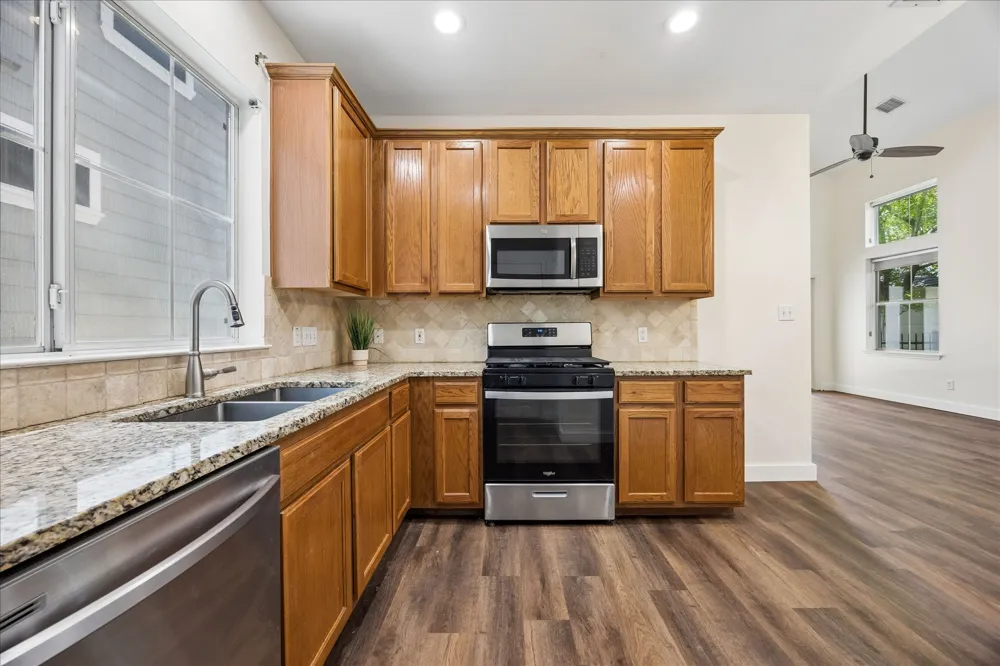 1011 Brodie Street #15 Austin, TX 78704
